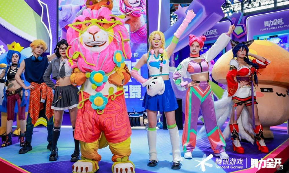 舞力全开：派对 Chinajoy2025秒变派对现场