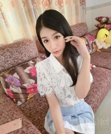 CF手游美眉零距离 资深老司机女神雪儿带你飞
