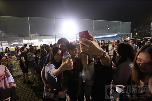 王者荣耀KPL总决赛选手采访 梦泪声称留有大招