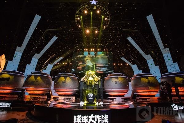 休闲手游生命周期短 球球大作战轻电竞生态给出答案