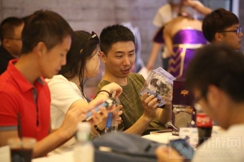 老友相见嗨翻天 2017小冰冰传奇上海嘉年华