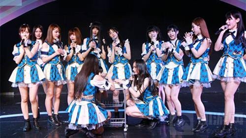 全国包机《星梦学院》送SNH48粉丝现场看公演