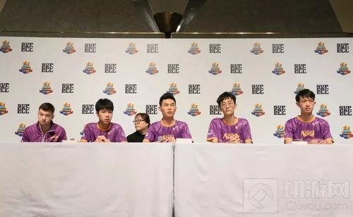 CRL冠军战队NOVA赛后采访：冠军早该属于中国