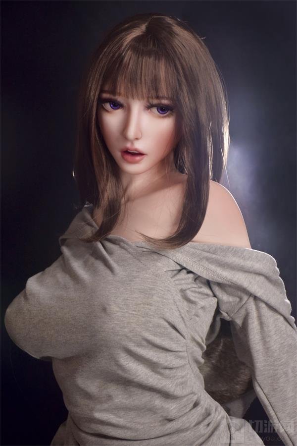 爱莎贝儿